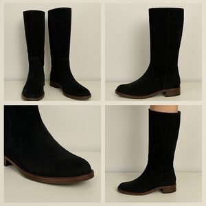 Suede boots with leather sole